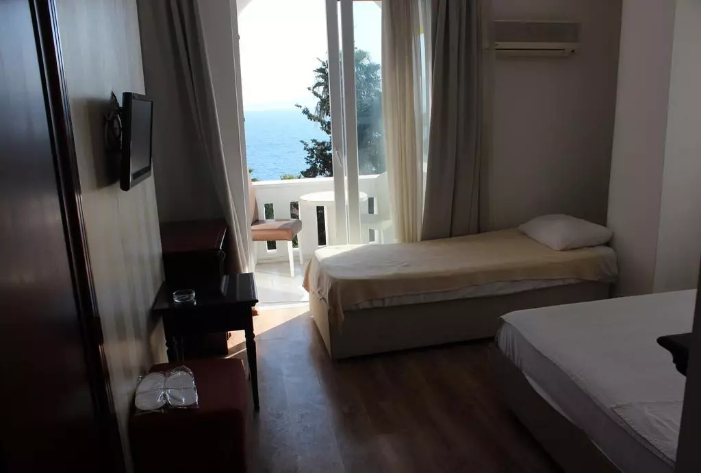 hotel royal colours antalya_shabavizparvaz_03.jpg